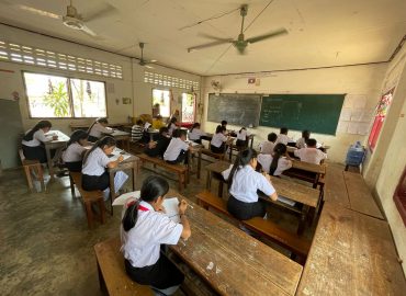 Facilitation of math tests in primary school across Lao PDR